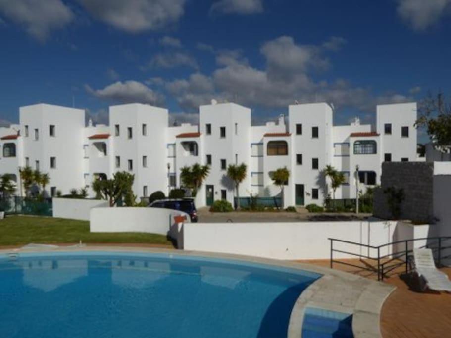 Apartamento Encantador A 100M Da Praia Carvoeiro  Exterior foto